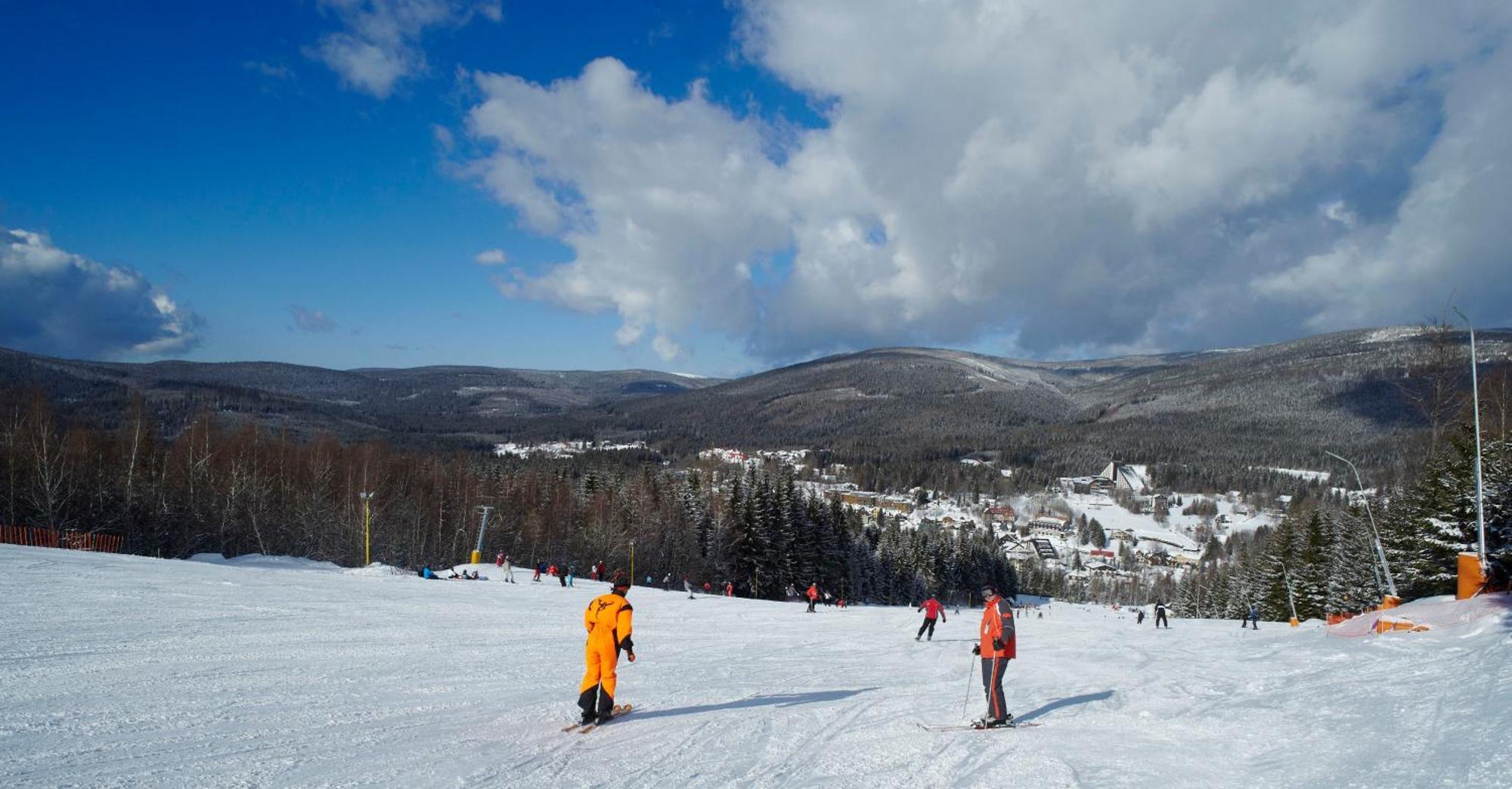 OREA Resort Sklář Harrachov Esterno foto