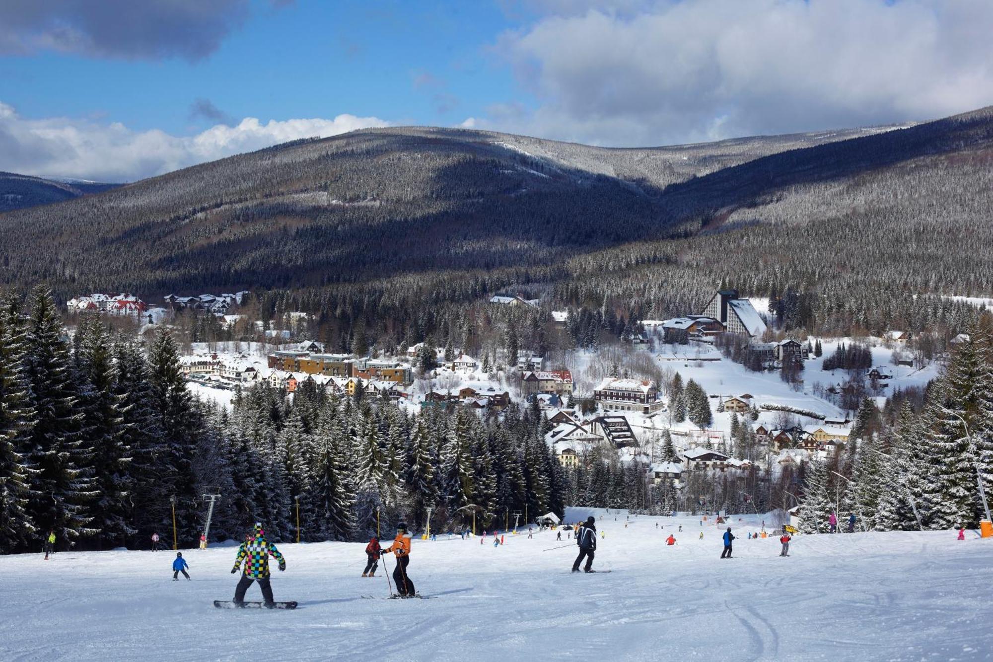 OREA Resort Sklář Harrachov Esterno foto